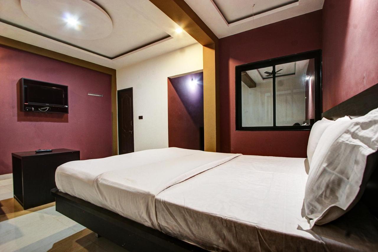 Spot On 37197 Mallya Residency Hotel Someshwar Buitenkant foto